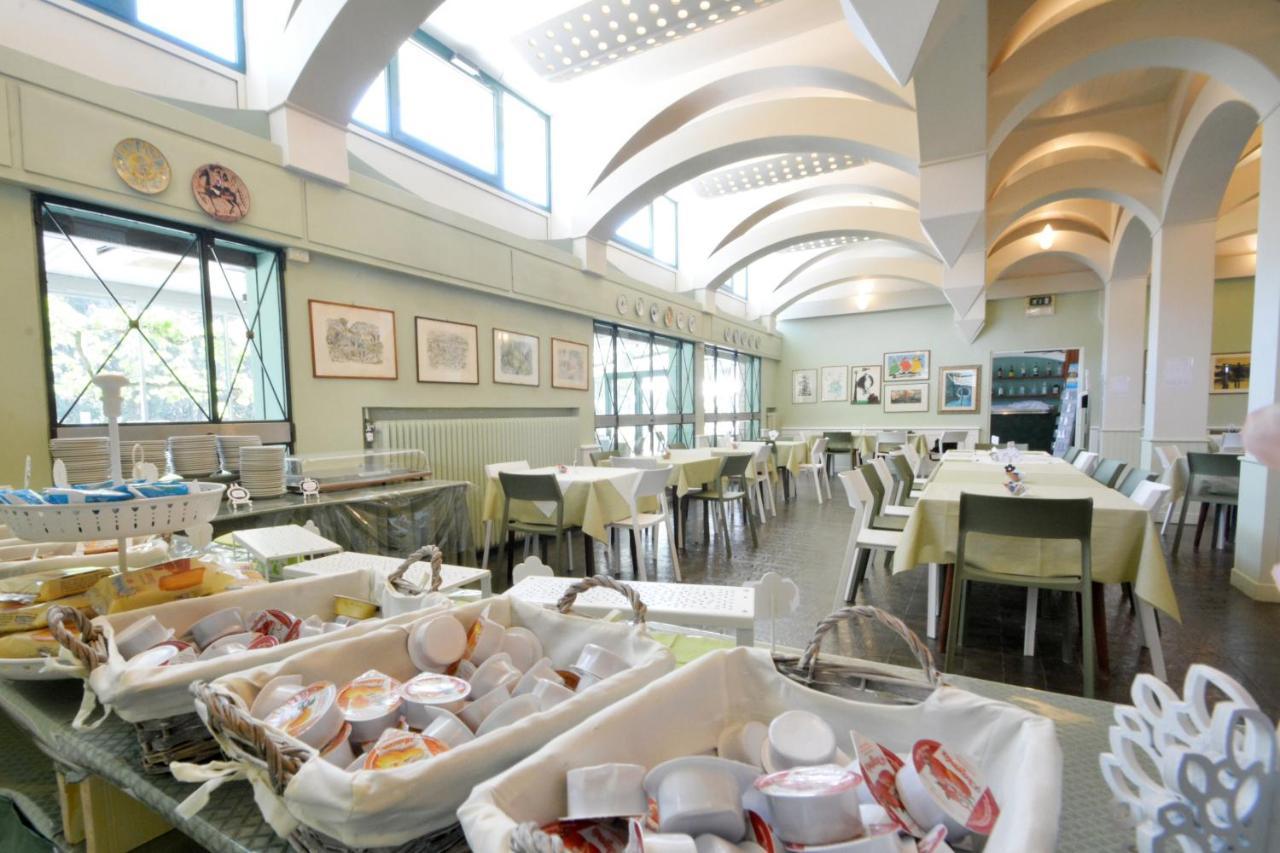 Hotel Maddalena Marina di Ravenna Esterno foto