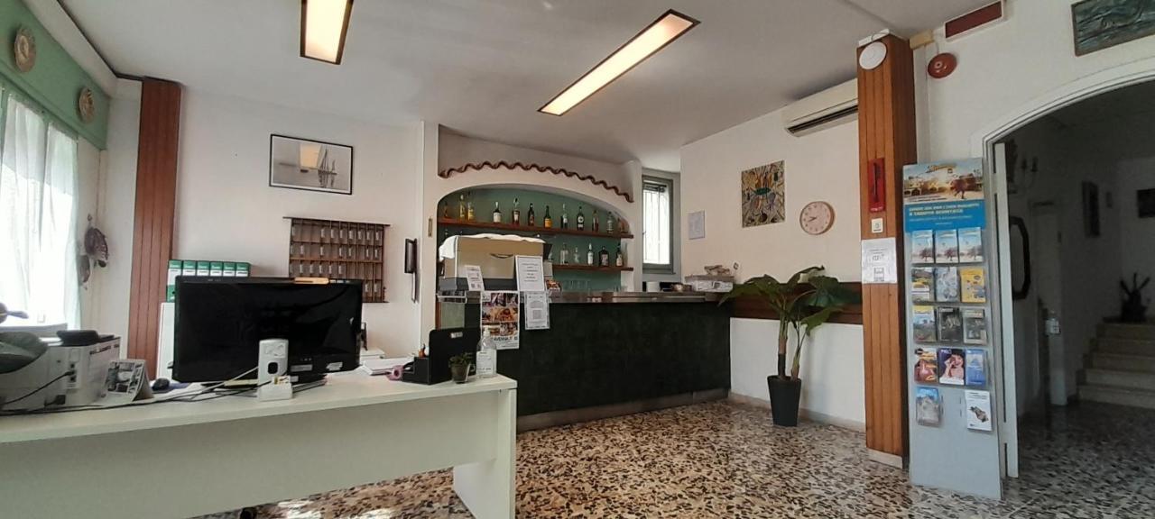 Hotel Maddalena Marina di Ravenna Esterno foto