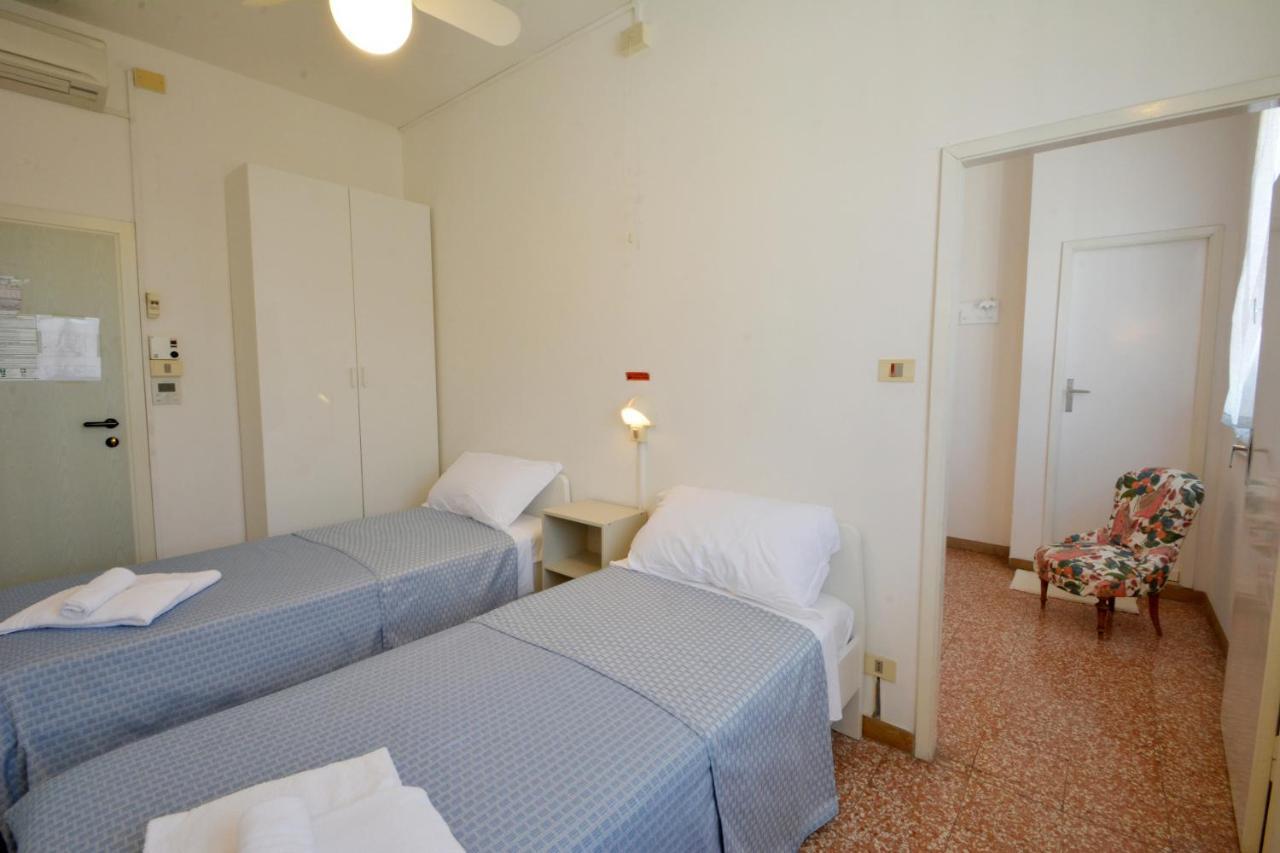 Hotel Maddalena Marina di Ravenna Esterno foto